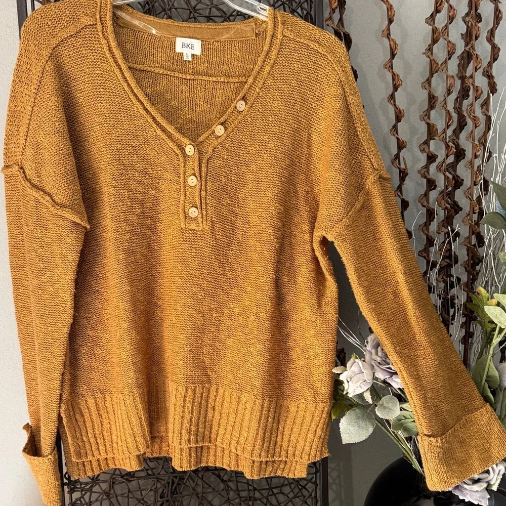 BKE Textured Knit Henley Sweater -Warm Camel- Size large